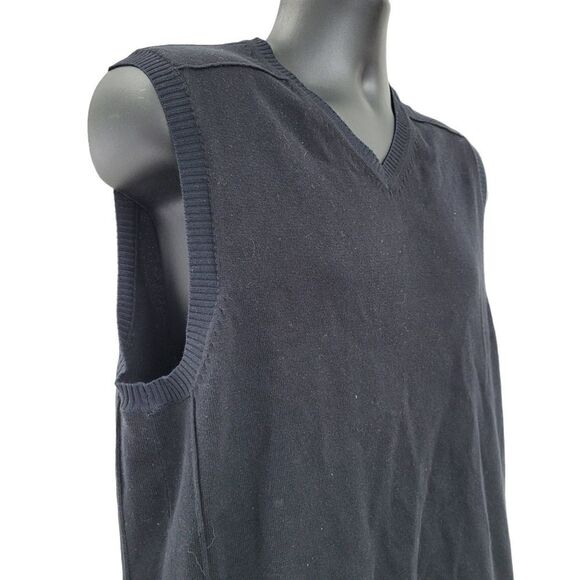 2/$20 Point Zero Black V-Neck Vest Sweater Size: Large - Picture 2 of 7